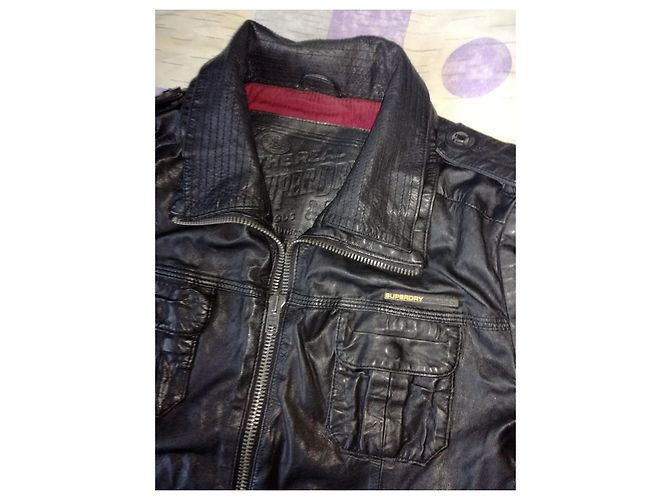 Superdry Berühmte schwarze Lederjacke im Militärstil von BRAD - Ansicht 2