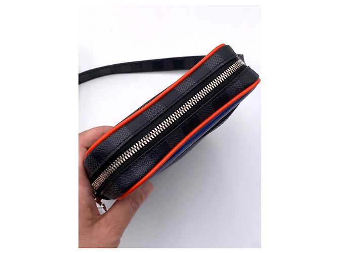 Tracolla LOUIS VUITTON Danube slim uomo Epi blu - vista 10