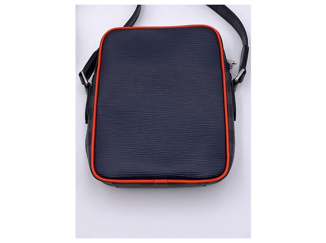 Tracolla LOUIS VUITTON Danube slim uomo Epi blu - vista 4