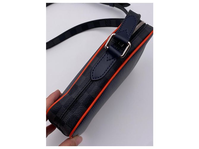 Tracolla LOUIS VUITTON Danube slim uomo Epi blu - vista 8