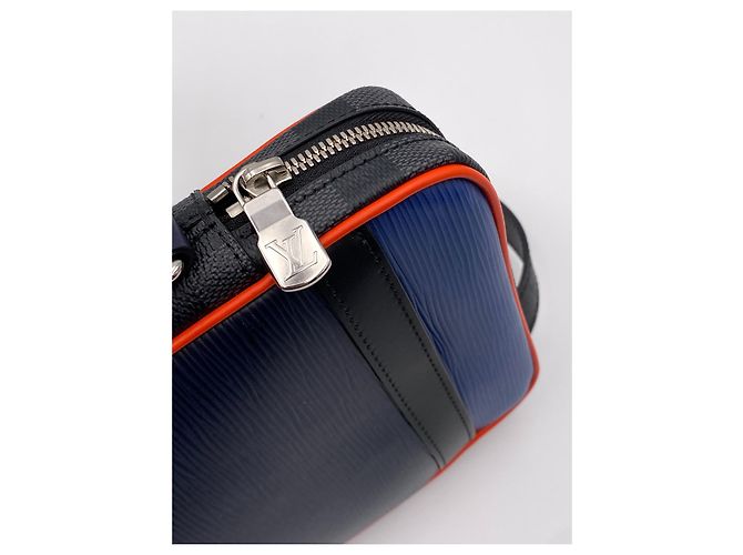 Tracolla LOUIS VUITTON Danube slim uomo Epi blu - vista 9