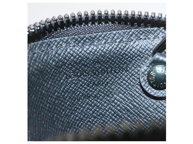 LOUIS VUITTON Monogram Eclipse Vivienne Pochette Zippée M62895 LV Auth nh079 - vue 12