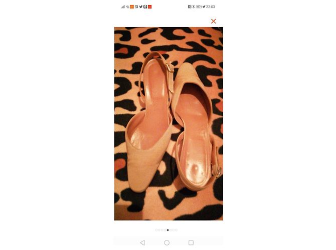 Giorgio Armani Pumps mit niedrigem Absatz Beige - Ansicht 5