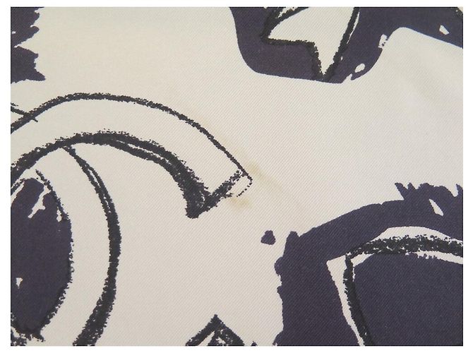 SCIARPA CHANEL LOGO CC CAMELIA CARRE 90 SCIARPA BLU IN SETA MONUMENTI DI PARIGI Blu navy - vista 7
