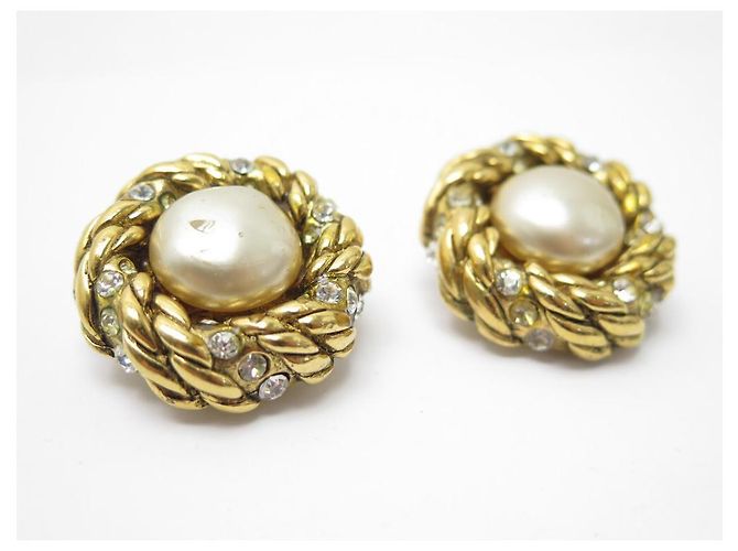 PÉROLAS VINTAGE CHANEL E BRINCOS STRASS 1984 POR CASTELLANE EARRINGS Dourado - vista 2