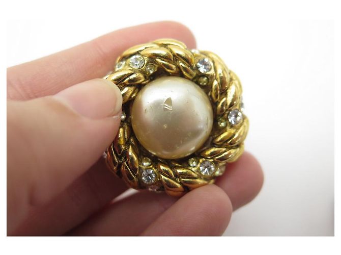 PÉROLAS VINTAGE CHANEL E BRINCOS STRASS 1984 POR CASTELLANE EARRINGS Dourado - vista 4
