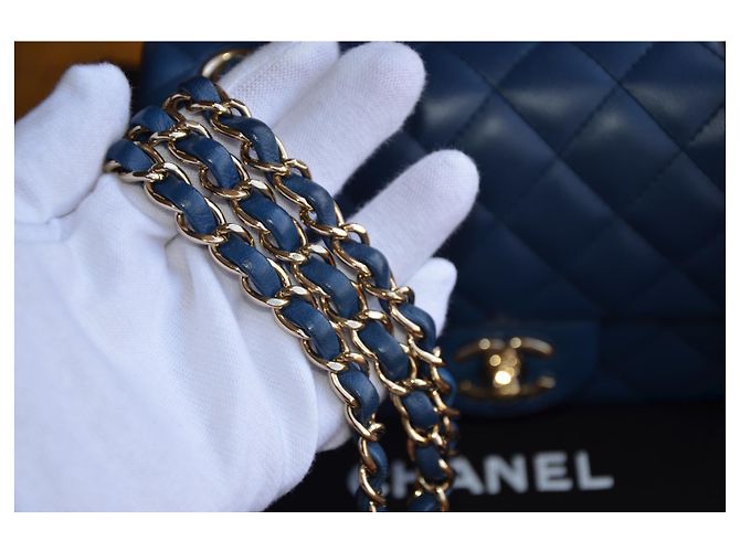 Mini borsa classica senza tempo Chanel Blu Blu scuro Gold hardware - vista 14