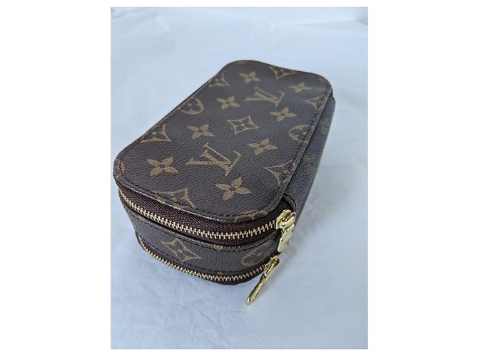 Louis Vuitton Purses, wallets, cases Brown - view 5