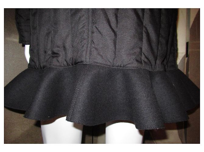 Louis Vuitton Steppmantel mit Rüschen schwarz - Ansicht 4
