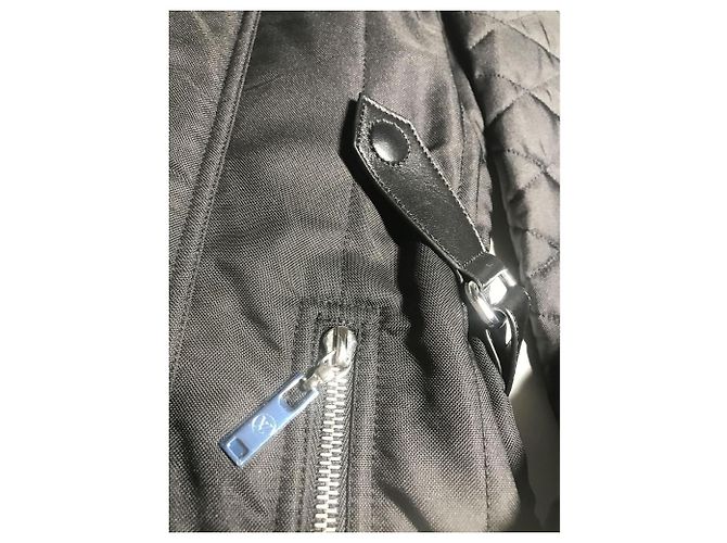 Louis Vuitton Steppmantel mit Rüschen schwarz - Ansicht 7