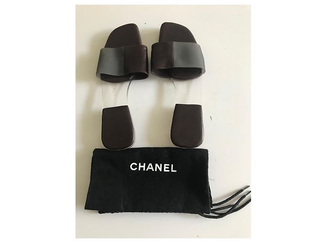Chanel Ciabatte in pelle e acrilico Marrone - vista 11