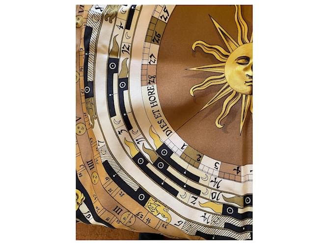 Sciarpa di seta Hermès Giorni e orari 90x90 Beige - vista 2