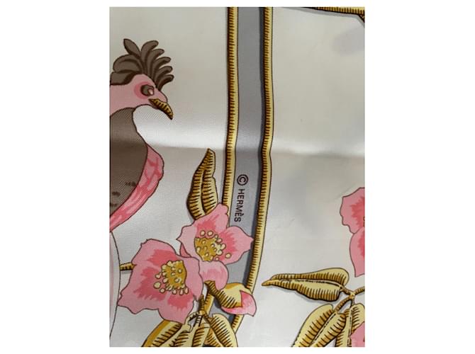 Quadrato in seta Hermès rosa e bianco - vista 6
