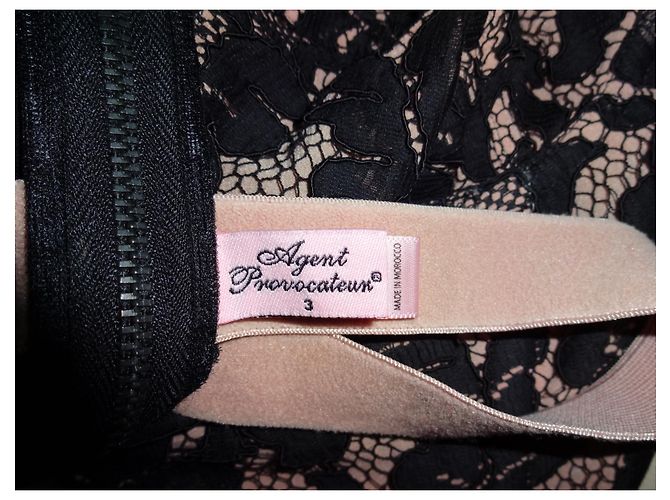 Agent Provocateur Willow Cocktailkleid aus schwarzer Spitze Größe 3 - Ansicht 4