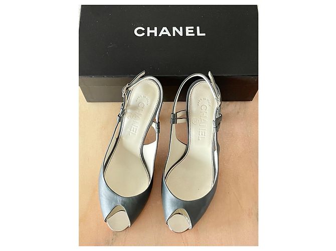 Sandali Chanel in pelle grigio scuro 36.5 Grigio antracite - vista 10