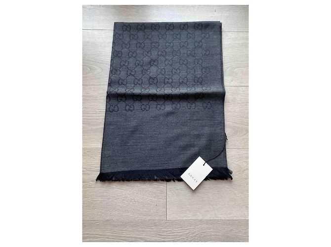 Etole Gucci avec monogramme - vue 6