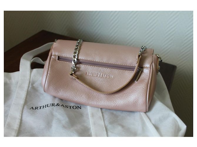 Borsa piccola con patta NEW Arthur & Aston Rosa - vista 3