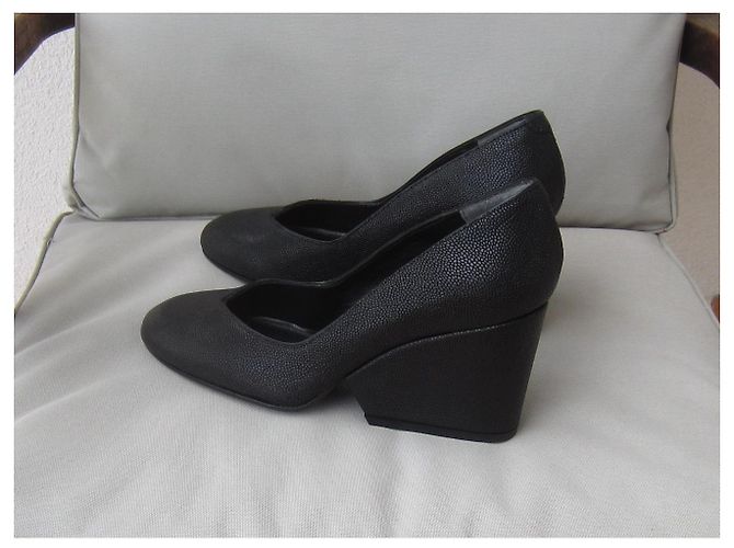 Robert Clergerie Pumps Schwarz Ponyhaar 37 - Ansicht 3