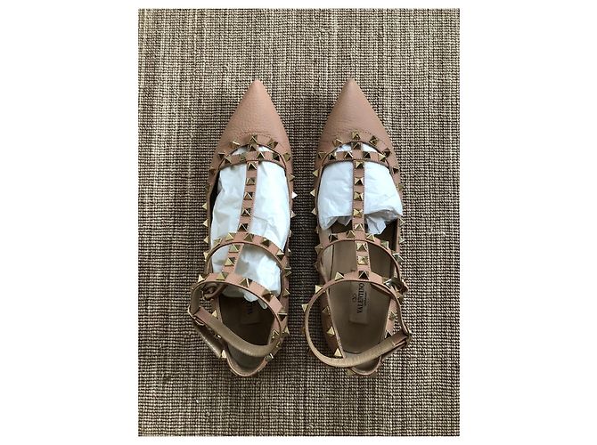 Valentino Garavani Valentino Rockstud Caged Ballerine Beige - vista 2