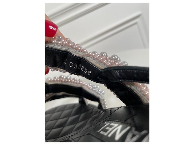 Décolleté Chanel in pelle nera 37.5 Nero - vista 8