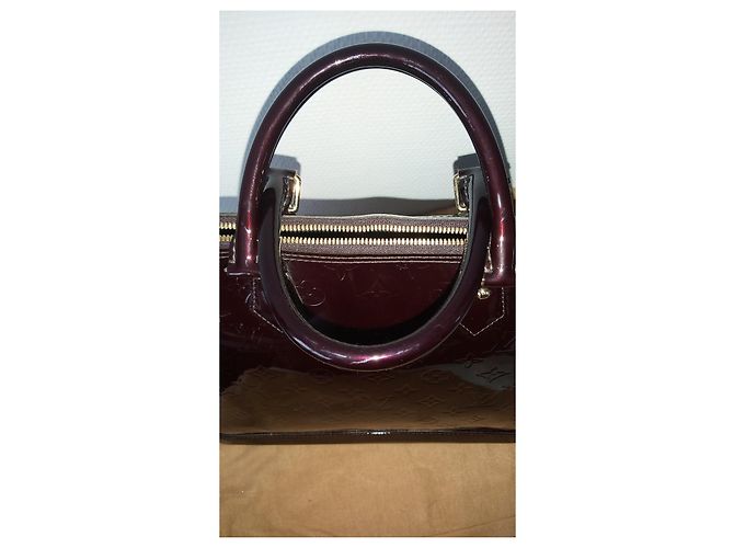 Louis Vuitton Borsa Alma Aubergine Vernice D'oro Viola scuro - vista 15