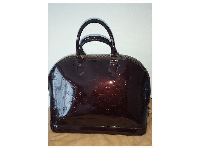 Louis Vuitton Borsa Alma Aubergine Vernice D'oro Viola scuro - vista 8