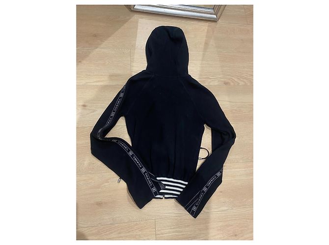 Chanel Kapuzenstrickjacke schwarz weiß aus Baumwolle - Ansicht 8