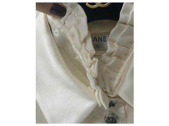 Blusa Calça Chanel Ivory Silk Gripoix Terno Bege - vista 4
