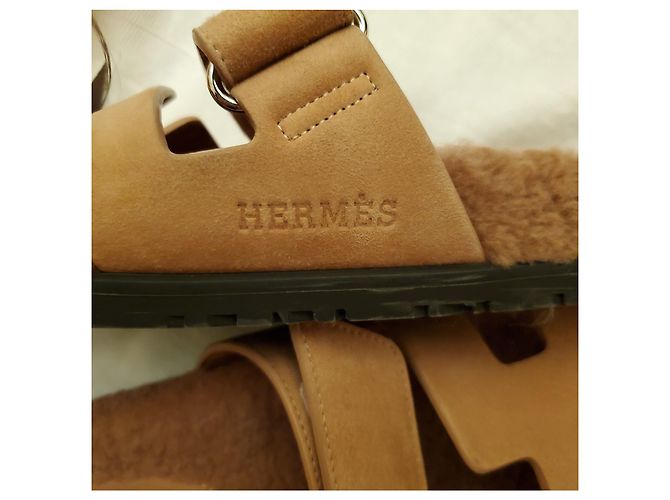 Hermès SANDALI IN PELLICCIA DI SHEARLING HERMES CIPRO Rosa Beige Caramello - vista 2
