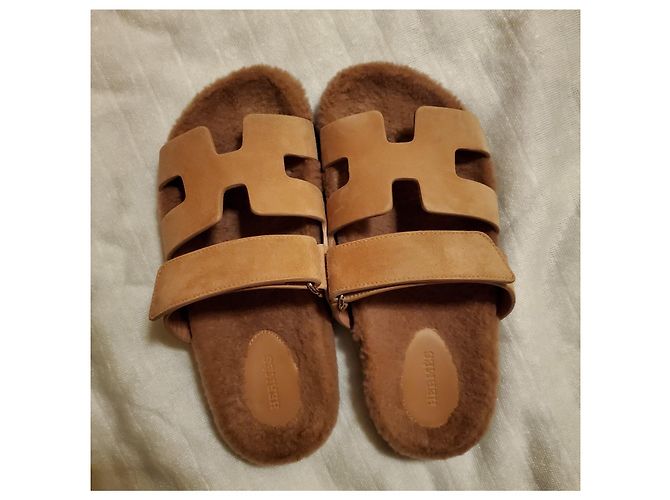 Hermès SANDALI IN PELLICCIA DI SHEARLING HERMES CIPRO Rosa Beige Caramello - vista 9
