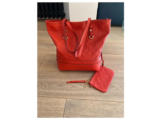 Louis Vuitton City Car PM Empreinte Borsa in pelle arancione - vista 2