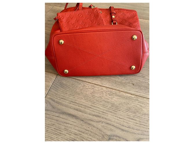 Louis Vuitton City Car PM Empreinte Borsa in pelle arancione - vista 4
