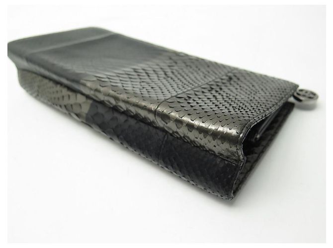 CHANEL HANDTASCHE AUS ZWEIFARBIGEM GRAUEM PYTHON LEDER SCHLANGENKUPPLUNG - Ansicht 3