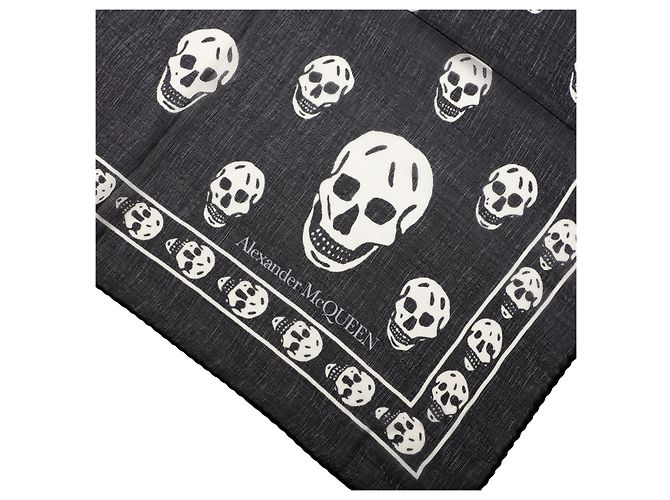 alexander mcqueen Skull silk scarf black white - view 6
