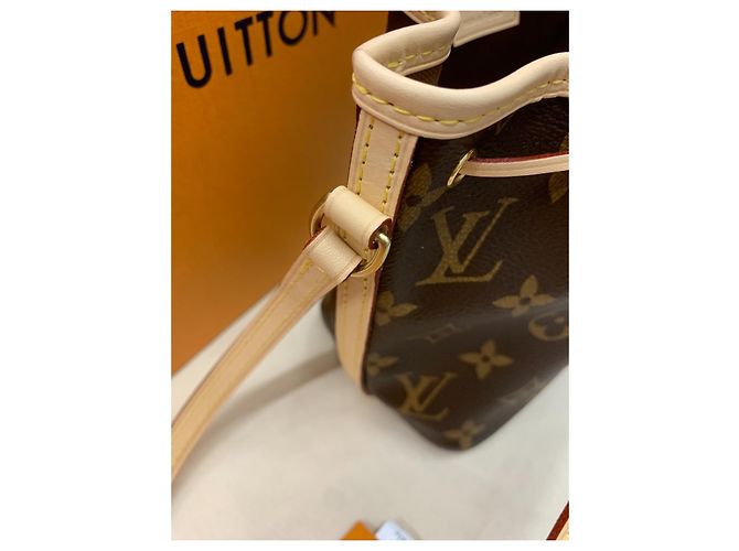 Noe Borsa a secchiello Louis Vuitton Nano Noè nuova, mai indossata, originale Marrone - vista 3