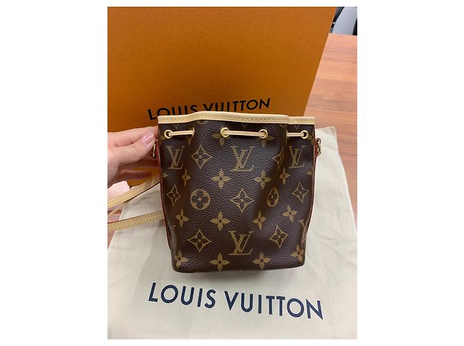 Noe Borsa a secchiello Louis Vuitton Nano Noè nuova, mai indossata, originale Marrone - vista 7