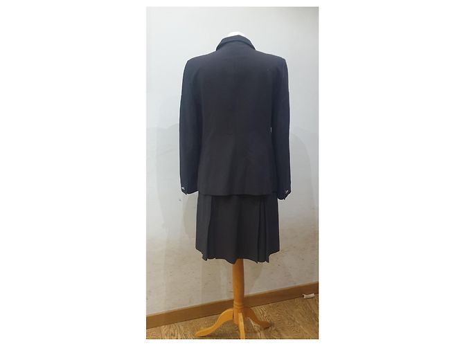 Prada Vintage-Vollschwarzer Anzug - Ansicht 2