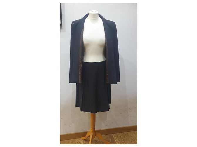 Prada Vintage-Vollschwarzer Anzug - Ansicht 5
