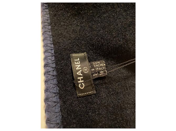 Chanel New Cashmere & Silk Schal Schwarz Marineblau - Ansicht 9