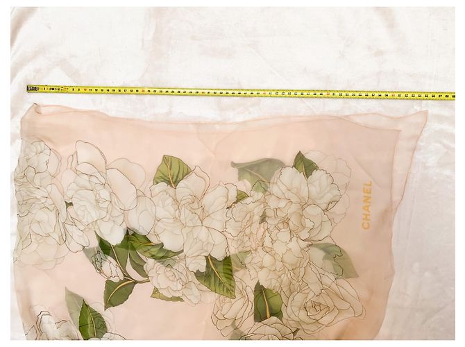 Chanel Große quadratische Kamelien aus Seide Pink - Ansicht 4