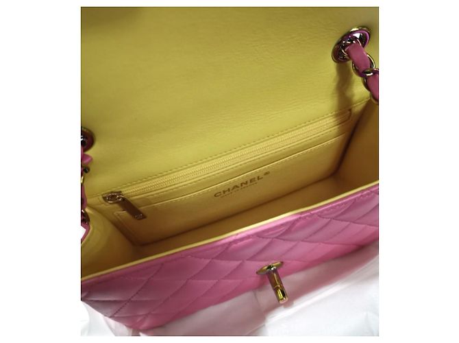 Minibolso con solapa rectangular rosa Timeless de Chanel - vista 13