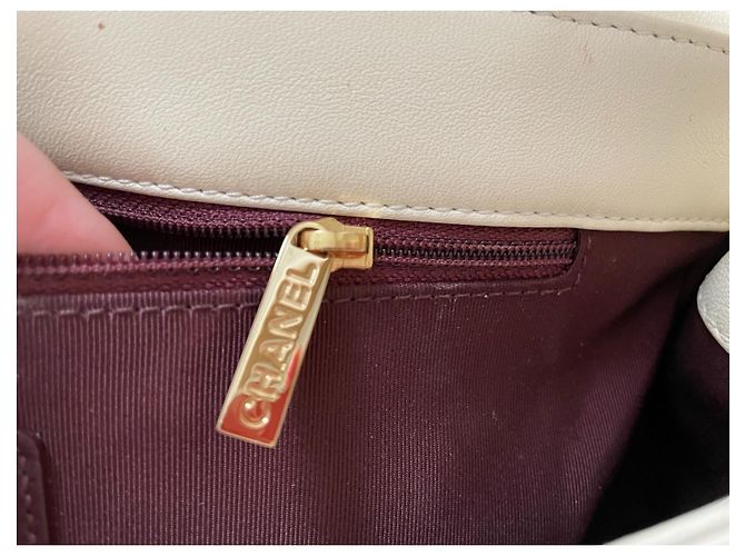 Chanel Mademoiselle Borsa a mano in pelle beige oro Gold hardware - vista 10