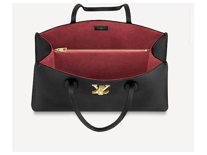 Louis Vuitton LV Lockme Shopper nuovo Nero - vista 4