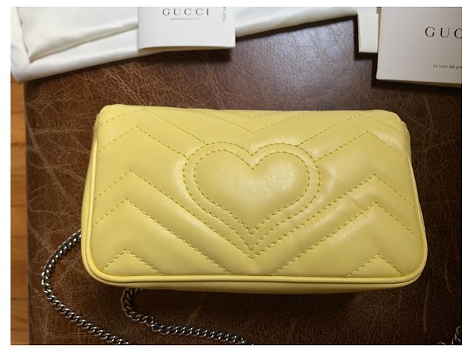 Dionysus Borsa Gucci GG Marmont Super Mini Gialla in Pelle Giallo - vista 2