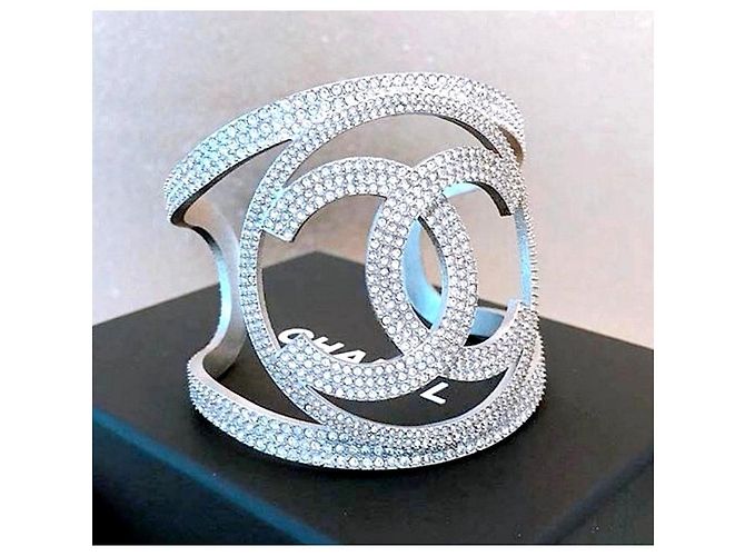 Braccialetto grande con cristalli Chanel CC Argento - vista 2
