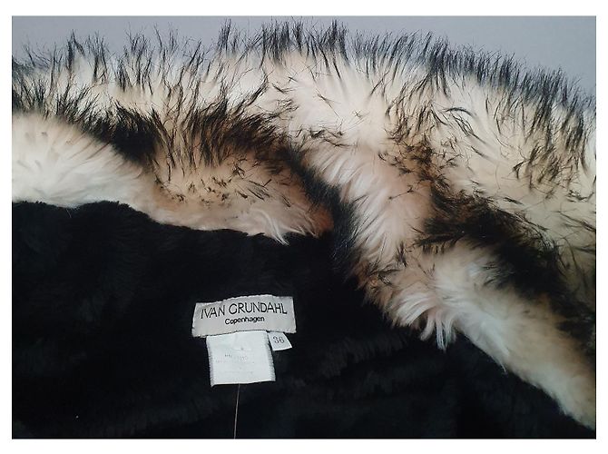 Autre Marque Giacca Ivan Grundahl Nera con Collo in Pelliccia Nero - vista 6