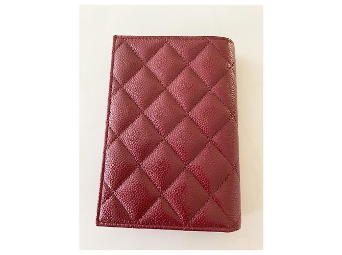 Porta pasaporte Chanel Burdeos - vista 4