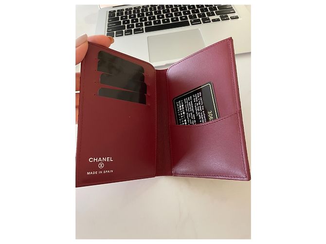 Porta pasaporte Chanel Burdeos - vista 5