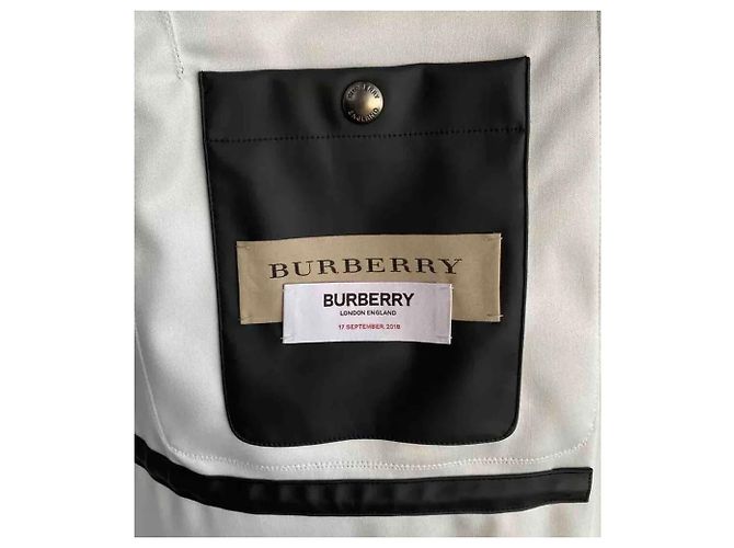 IMPERMEABILE BURBERRY NERO TAGLIA 50 - vista 5