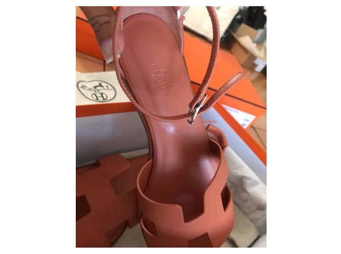Hermès Santorini Sandalen aus Leder rosa Größe 40 Pink - Ansicht 3